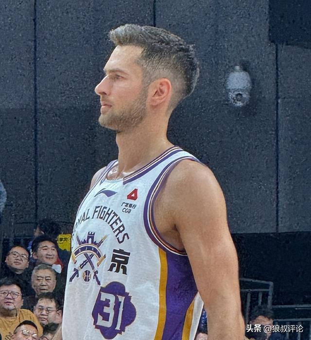 必一体育官方网站-接下来要签谁？北控男篮裁掉锋线外援基兹林克 新赛季场均仅4.3分